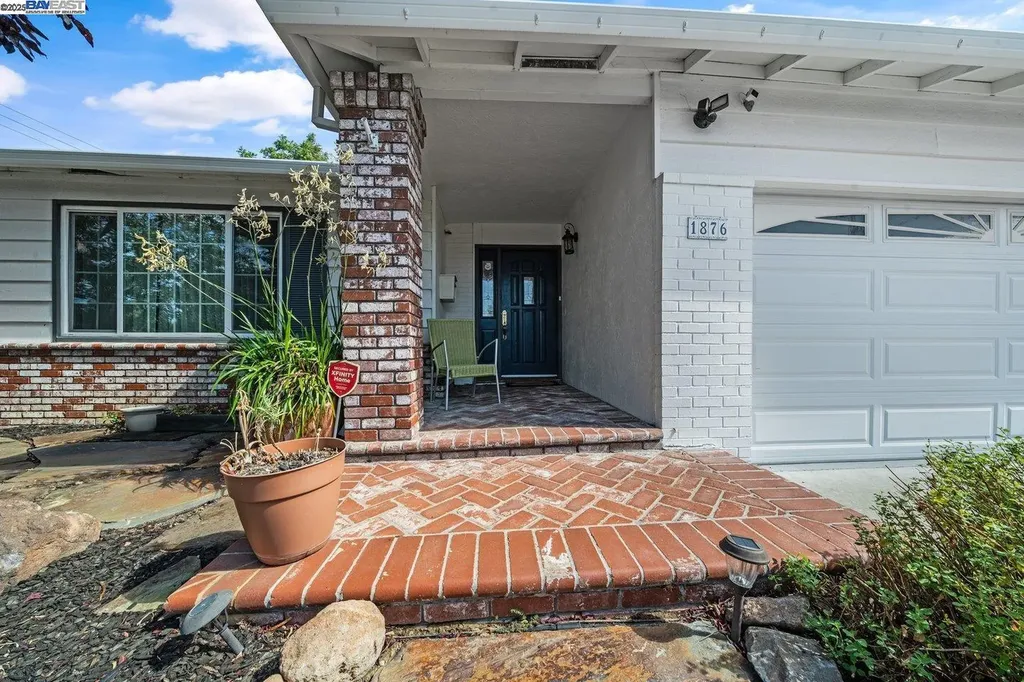 1876 Lynwood Drive Concord CA 94519
