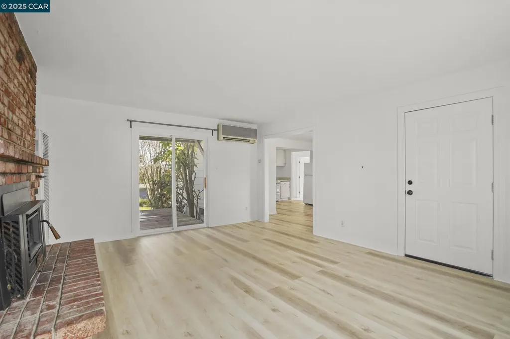 742 La Paloma Road El Sobrante CA 94803