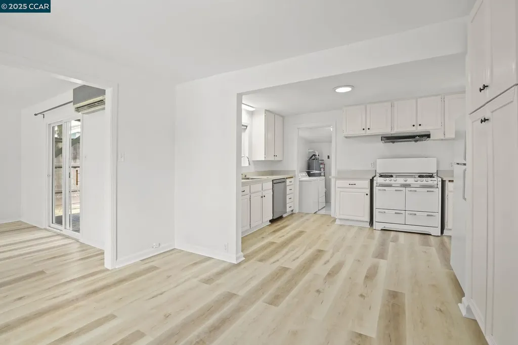 742 La Paloma Road El Sobrante CA 94803