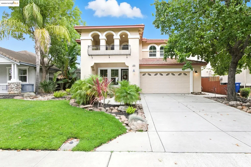 145 Warhol Way Oakley CA 94561
