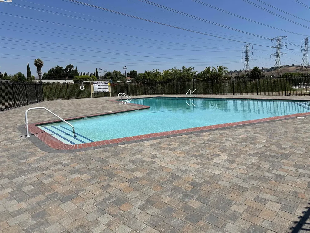 257 Manitoba Green Fremont CA 94538