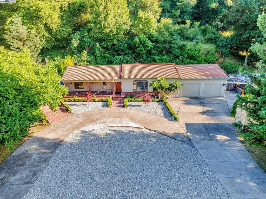 3950 Pinole Valley Road Pinole CA 94564