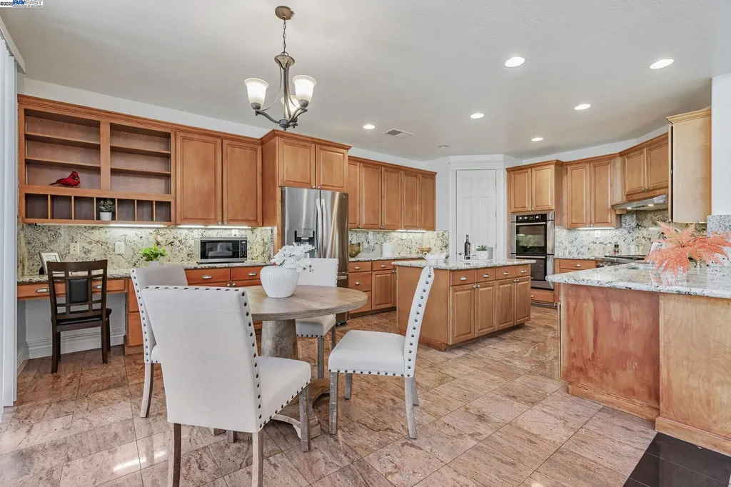 5065 Carbondale Way Antioch CA 94531