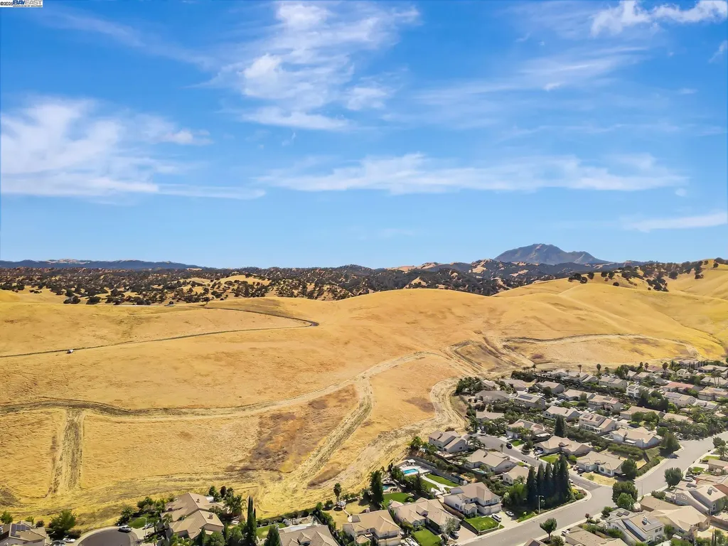 5065 Carbondale Way Antioch CA 94531