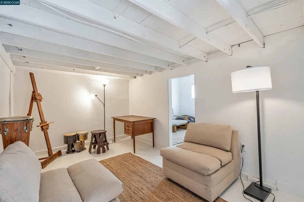 1525 3rd Street Oakland CA 94607