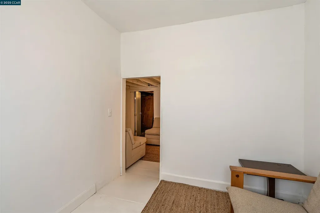 1525 3rd Street Oakland CA 94607