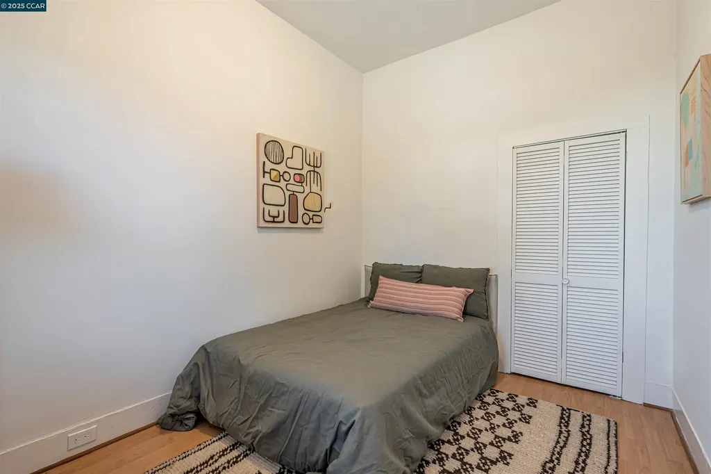 1525 3rd Street Oakland CA 94607