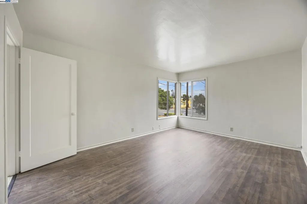 2774 Sacramento Street Berkeley CA 94702