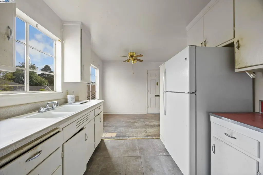 1450 Ward Street Berkeley CA 94702
