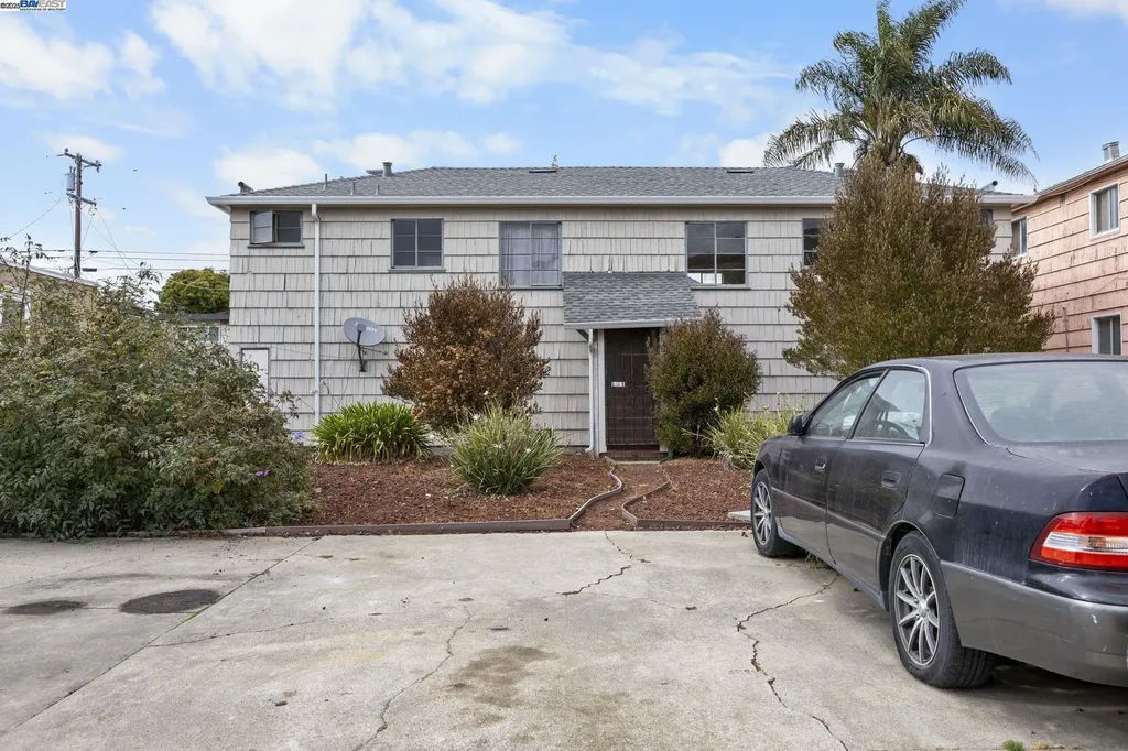 1450 Ward Street Berkeley CA 94702