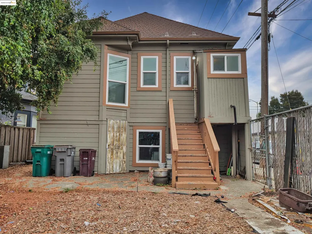 2103 Myrtle Street Oakland CA 94607