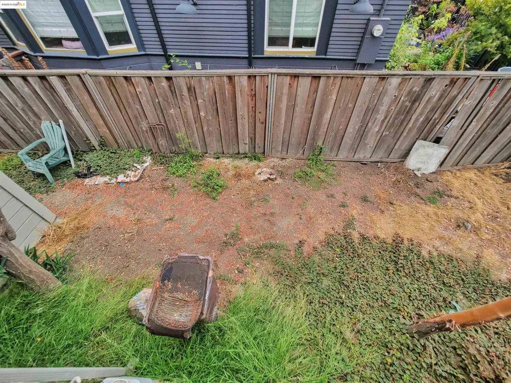 2103 Myrtle Street Oakland CA 94607