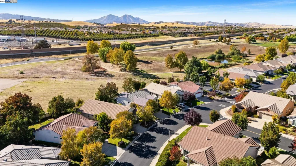 993 Centennial Drive Brentwood CA 94513