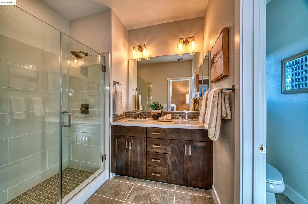 28949 Parkridge Loop Hayward CA 94544