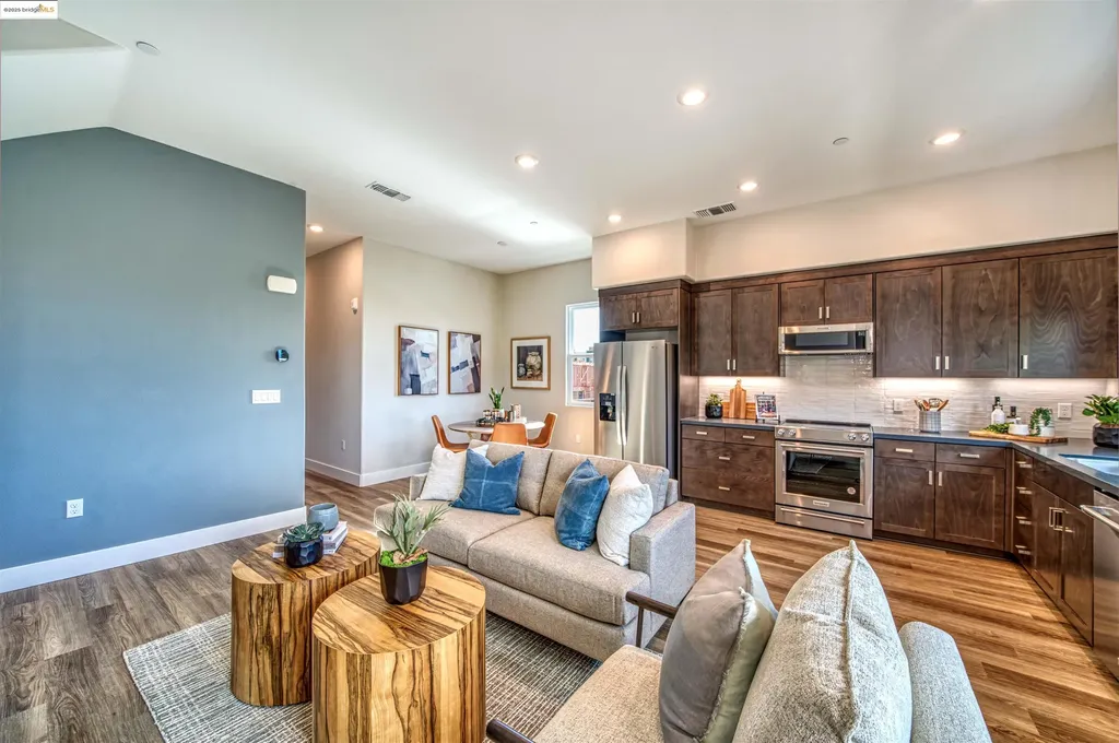 28949 Parkridge Loop Hayward CA 94544