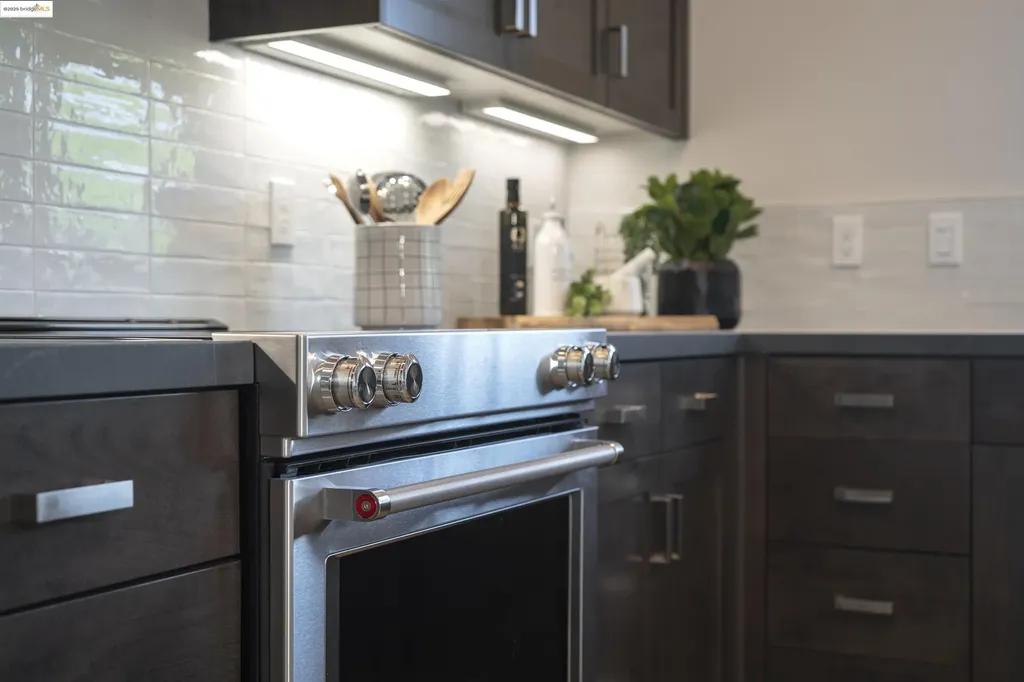 28949 Parkridge Loop Hayward CA 94544