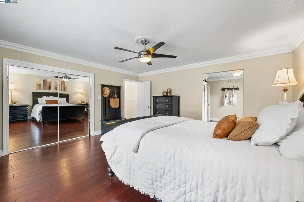 26928 Palomares Road Castro Valley CA 94552