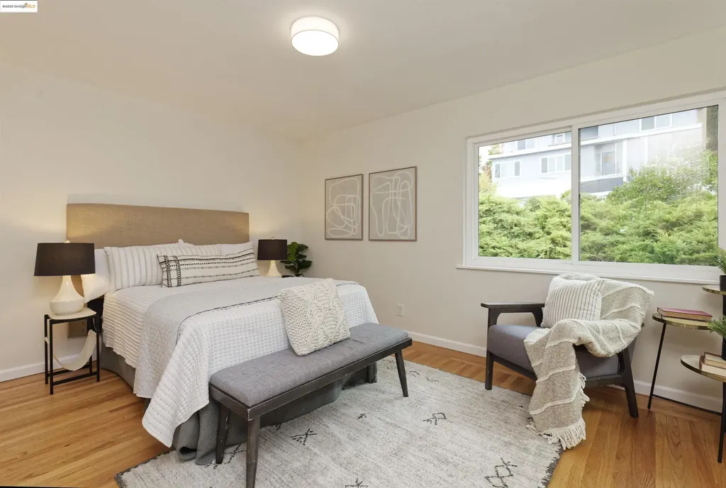 2093 Braemar Road Oakland CA 94602