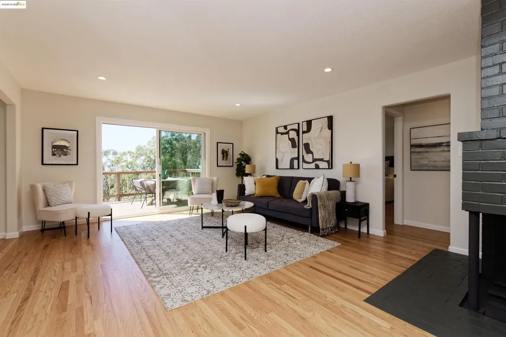 2093 Braemar Road Oakland CA 94602