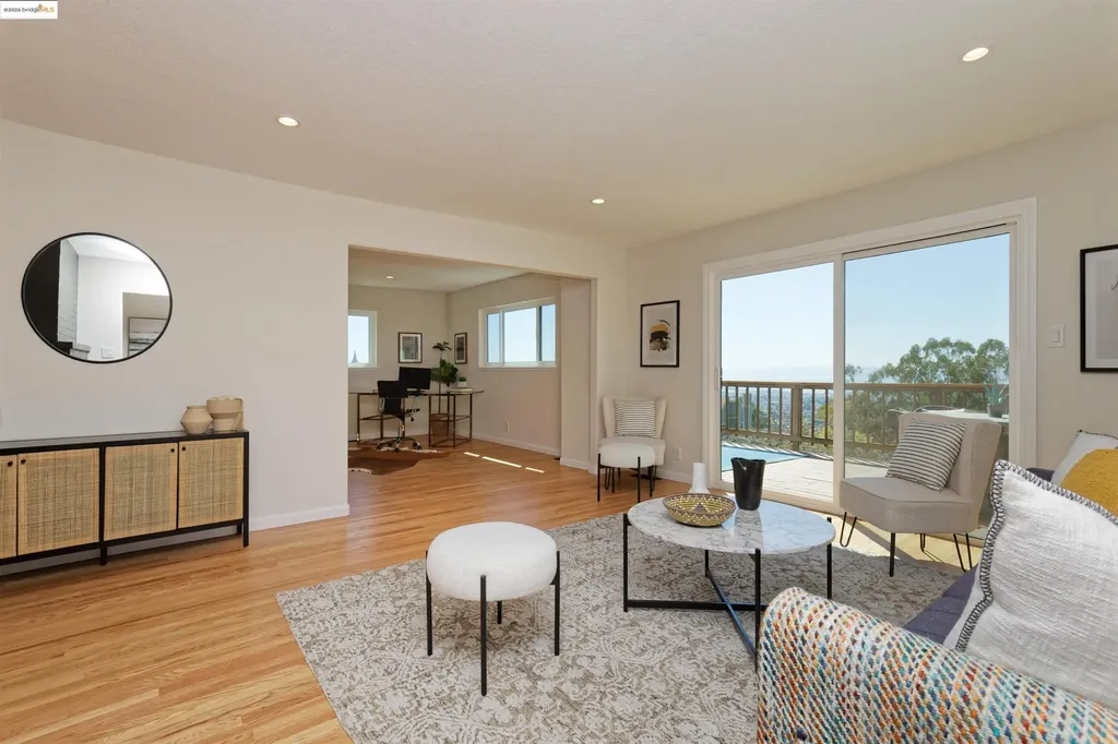 2093 Braemar Road Oakland CA 94602