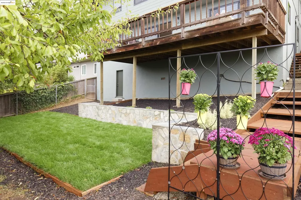 2093 Braemar Road Oakland CA 94602