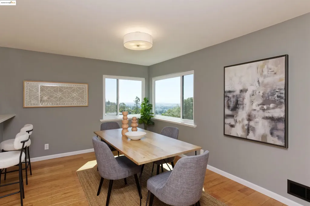2093 Braemar Road Oakland CA 94602
