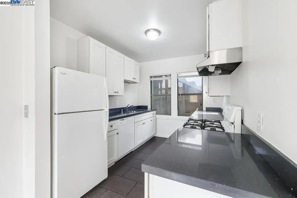 2138 19th Avenue Oakland CA 94606