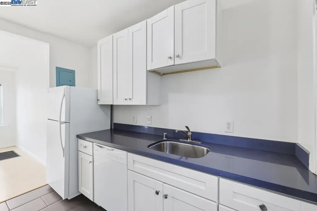 2138 19th Avenue Oakland CA 94606