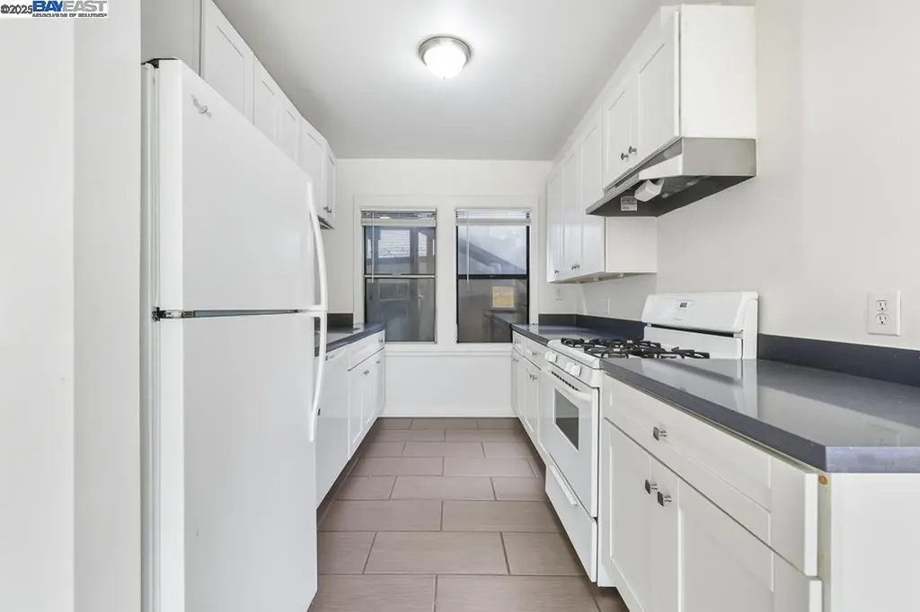 2138 19th Avenue Oakland CA 94606