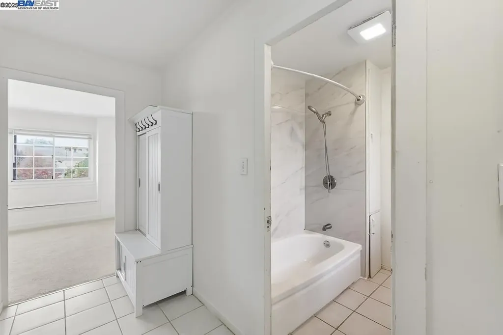 2138 19th Avenue Oakland CA 94606