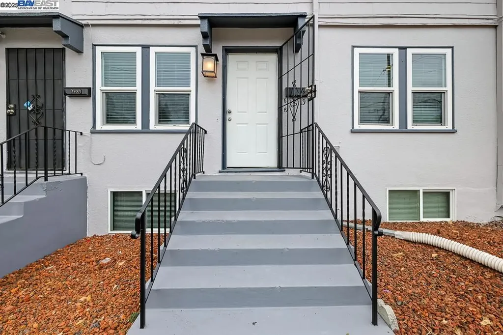 2138 19th Avenue Oakland CA 94606