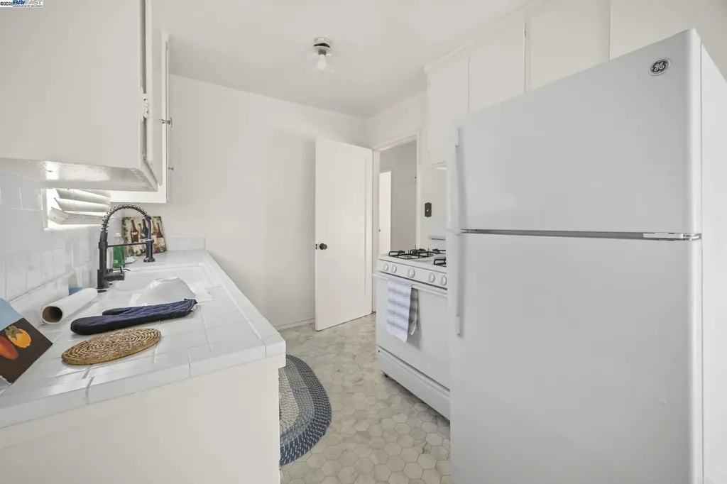 2790 Sacramento Street Berkeley CA 94702