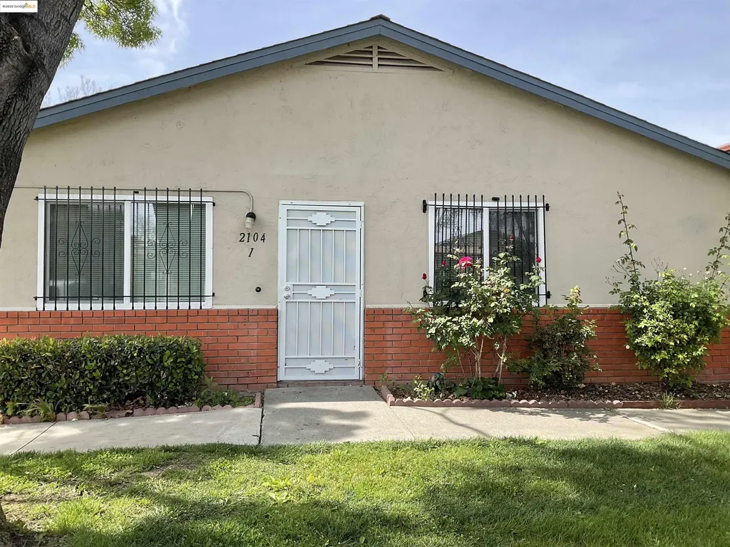 2104 Lemontree Way Antioch CA 94509