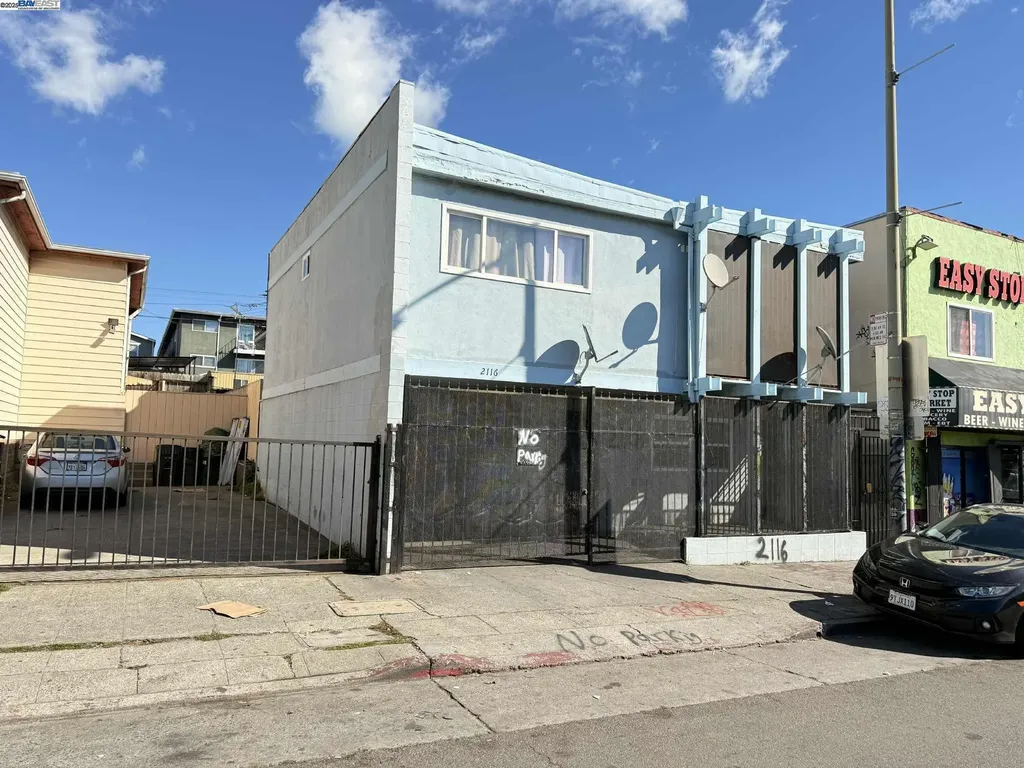 2116 International Boulevard Oakland CA 94606