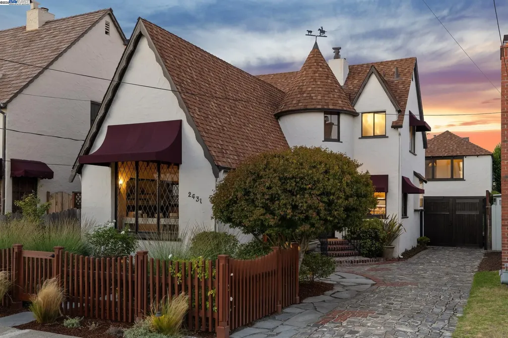 2431 Roosevelt Drive Alameda CA 94501