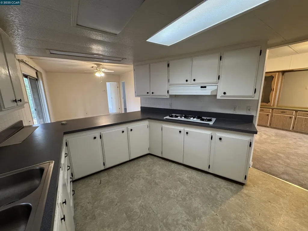 141 Maui Drive Pittsburg CA 94565