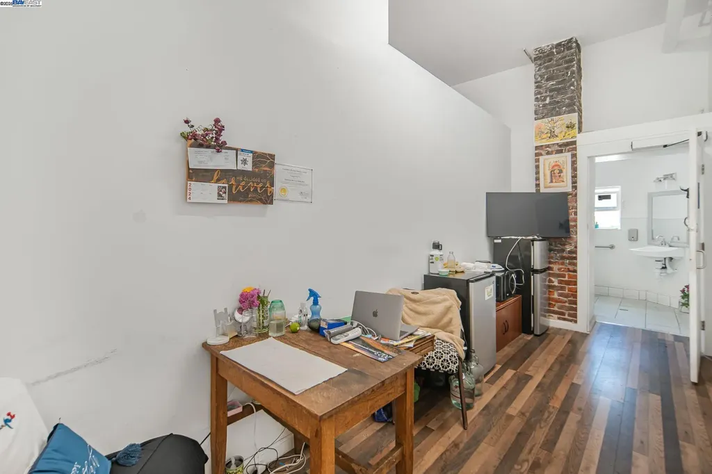 2110 Ashby Avenue Berkeley CA 94705