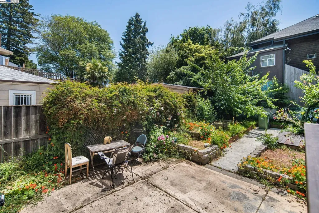 2110 Ashby Avenue Berkeley CA 94705