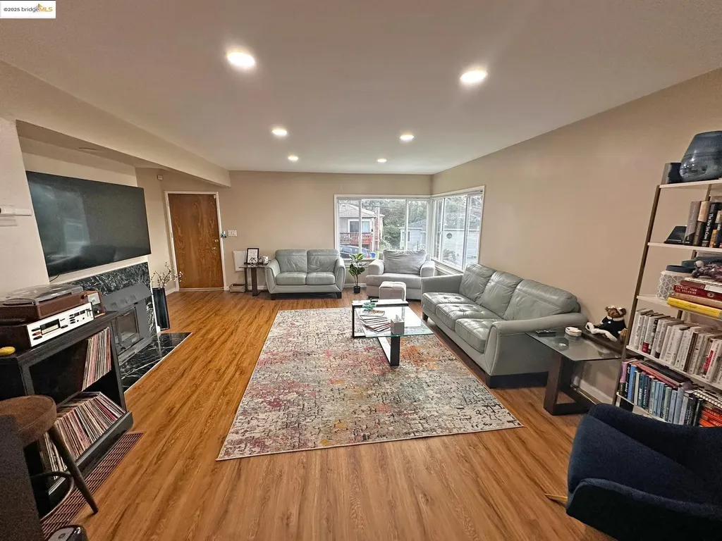 3025 Partridge Avenue Oakland CA 94605