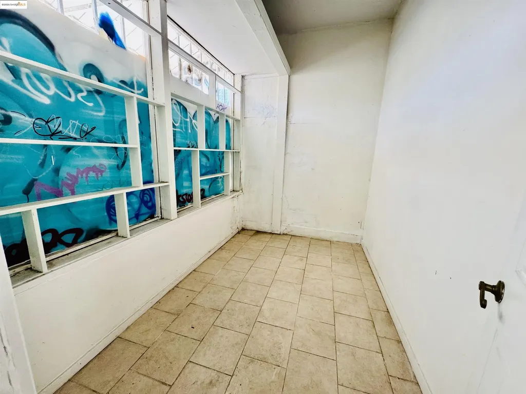220 International Boulevard Oakland CA 94606