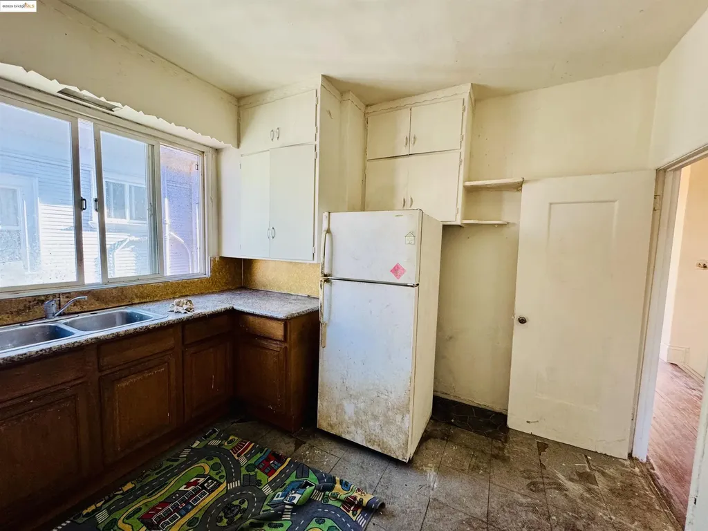 220 International Boulevard Oakland CA 94606