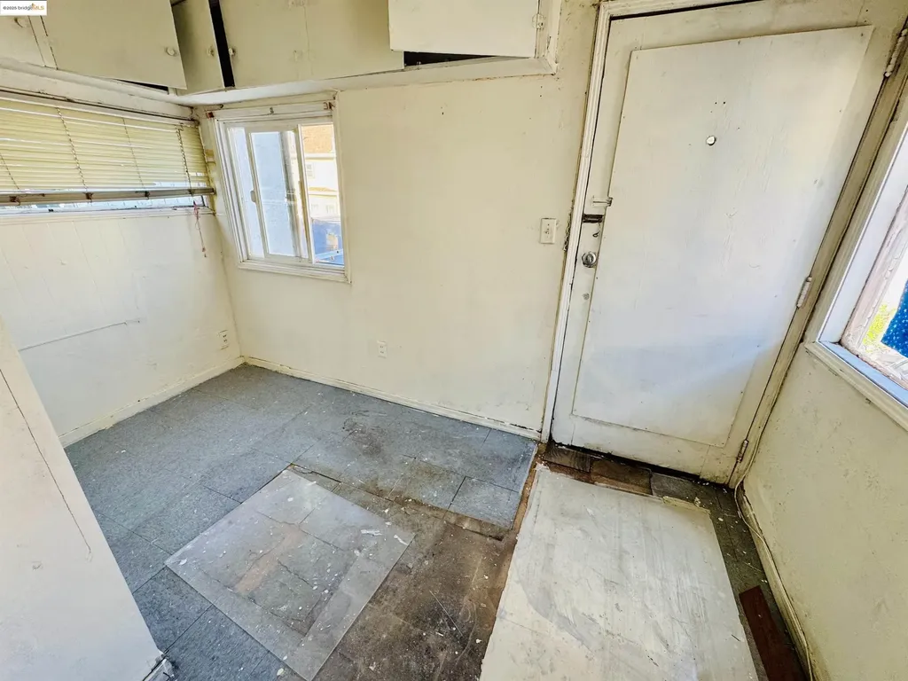 220 International Boulevard Oakland CA 94606