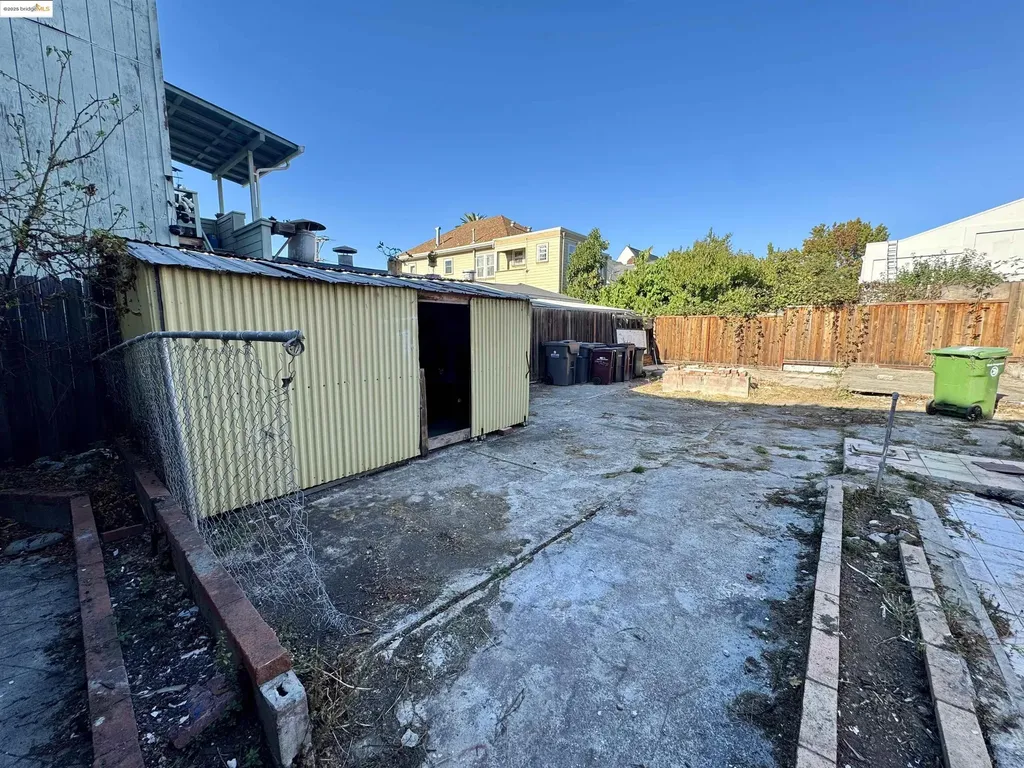 220 International Boulevard Oakland CA 94606