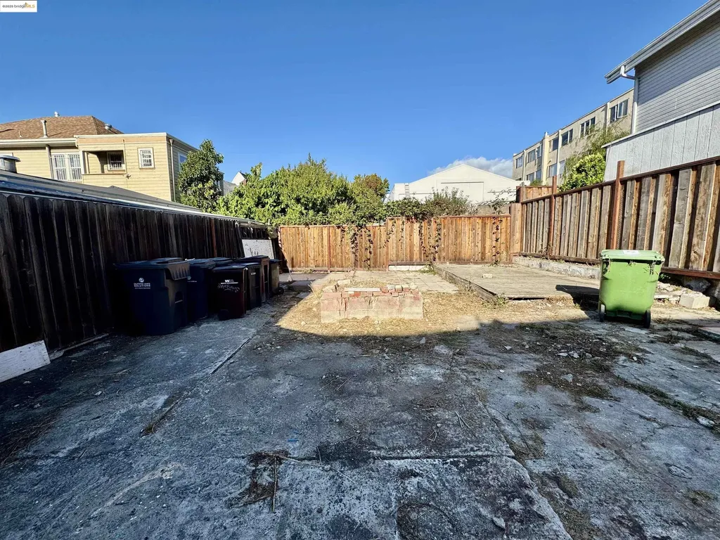 220 International Boulevard Oakland CA 94606