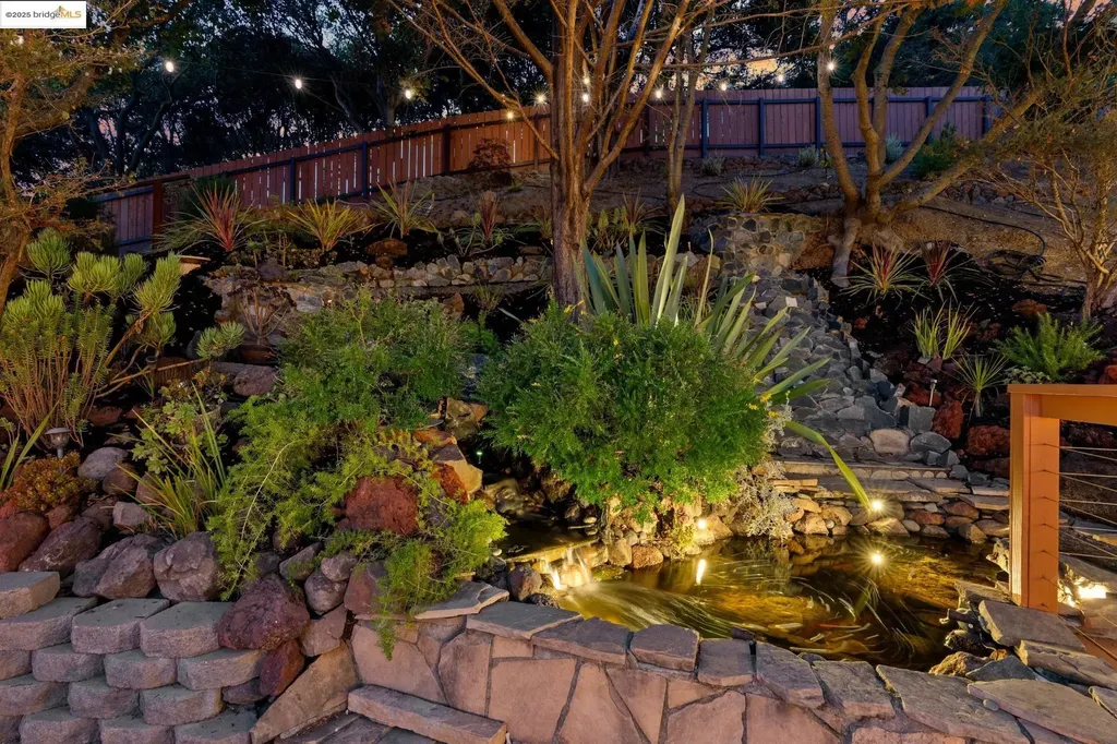 6330 Swainland Road Oakland CA 94611