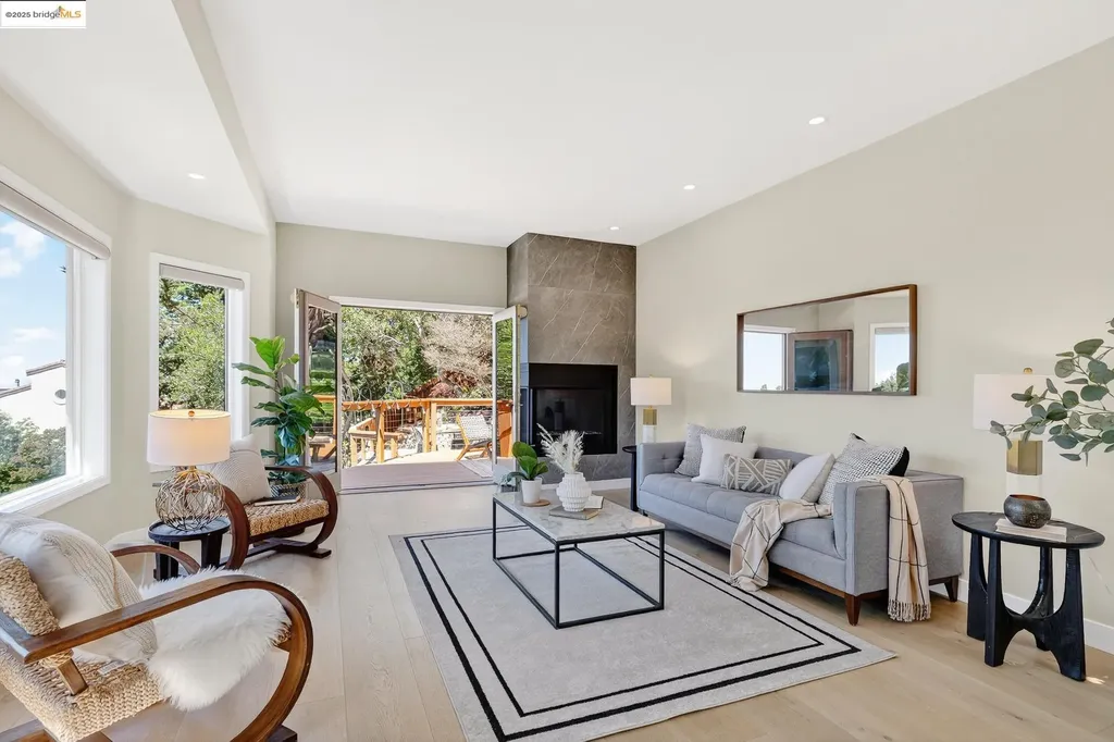 6330 Swainland Road Oakland CA 94611