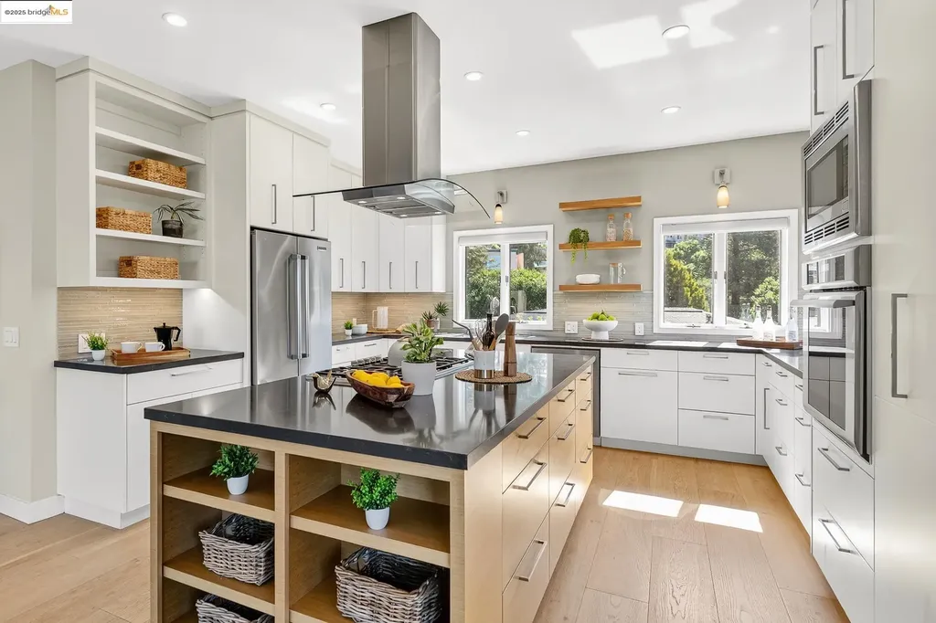 6330 Swainland Road Oakland CA 94611