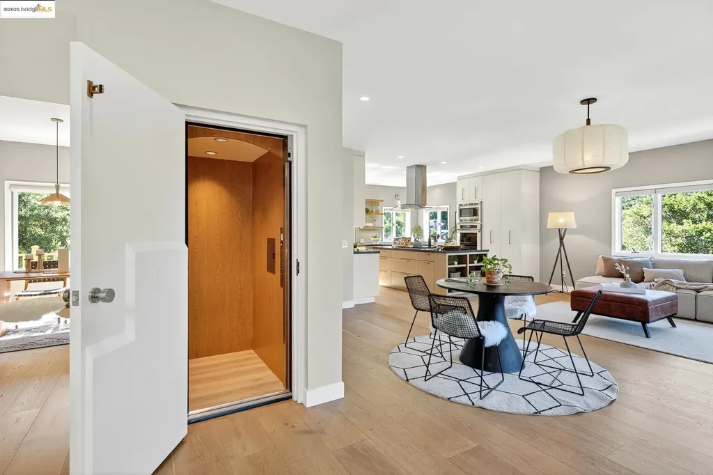 6330 Swainland Road Oakland CA 94611