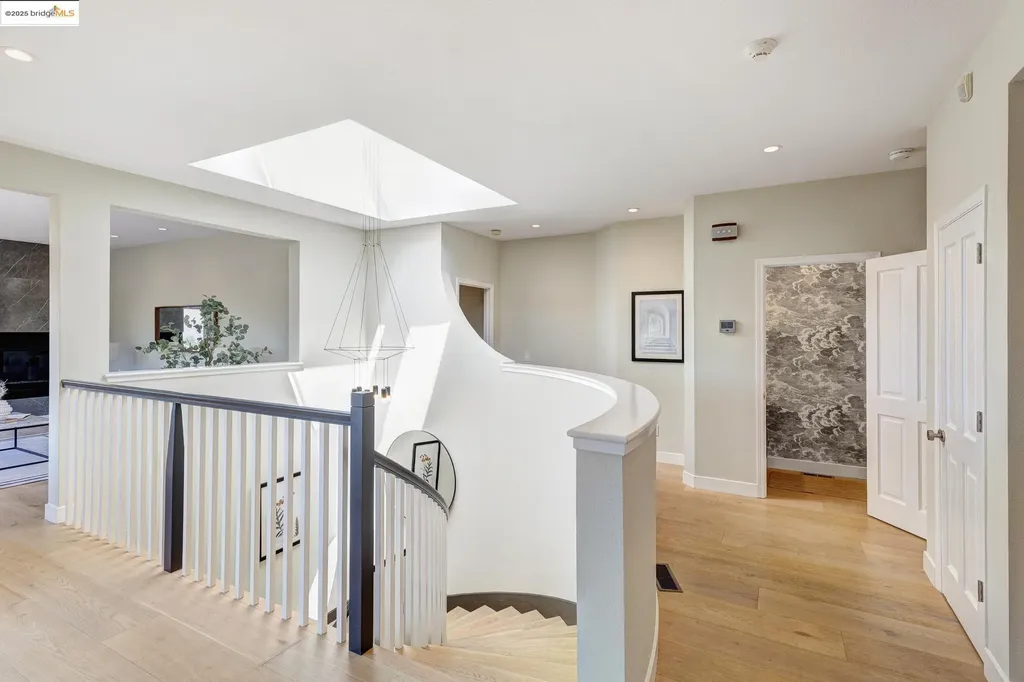 6330 Swainland Road Oakland CA 94611