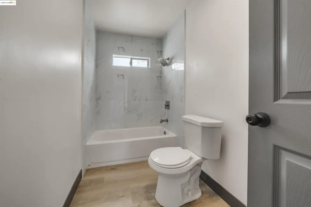 1604 57th Avenue Oakland CA 94621